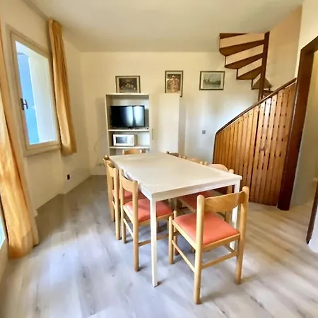בית נופש Villetta Con Piscina E Parcheggio