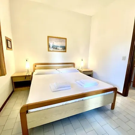Villetta Con Piscina E Parcheggio * ביביונה